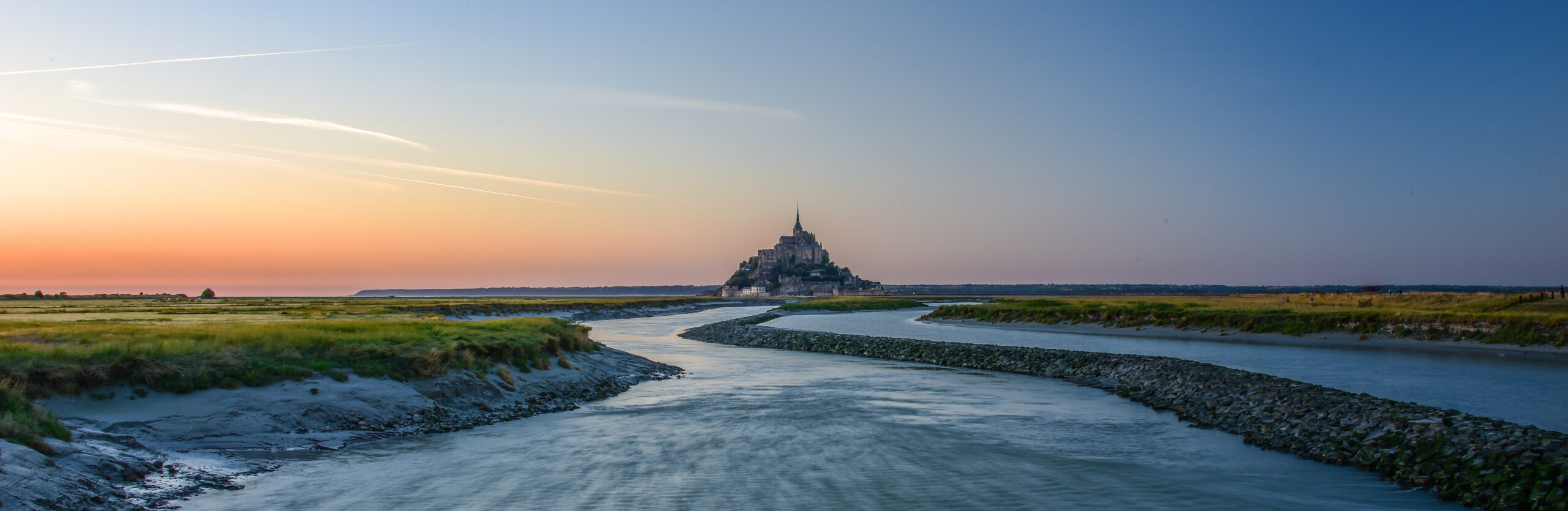 Mont Saint-Michel - the inspiration for the design of Minas Tirith